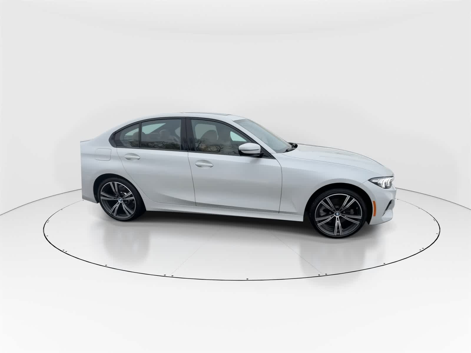 Thumbnail: 2023 BMW 3 Series - 9