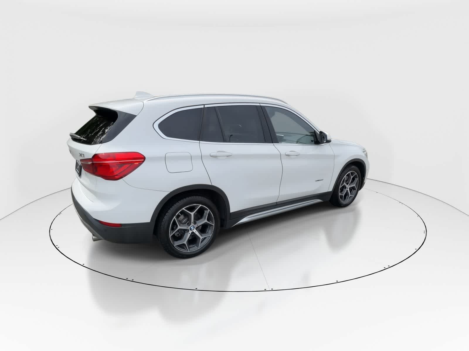 Thumbnail: 2016 BMW X1 - 7