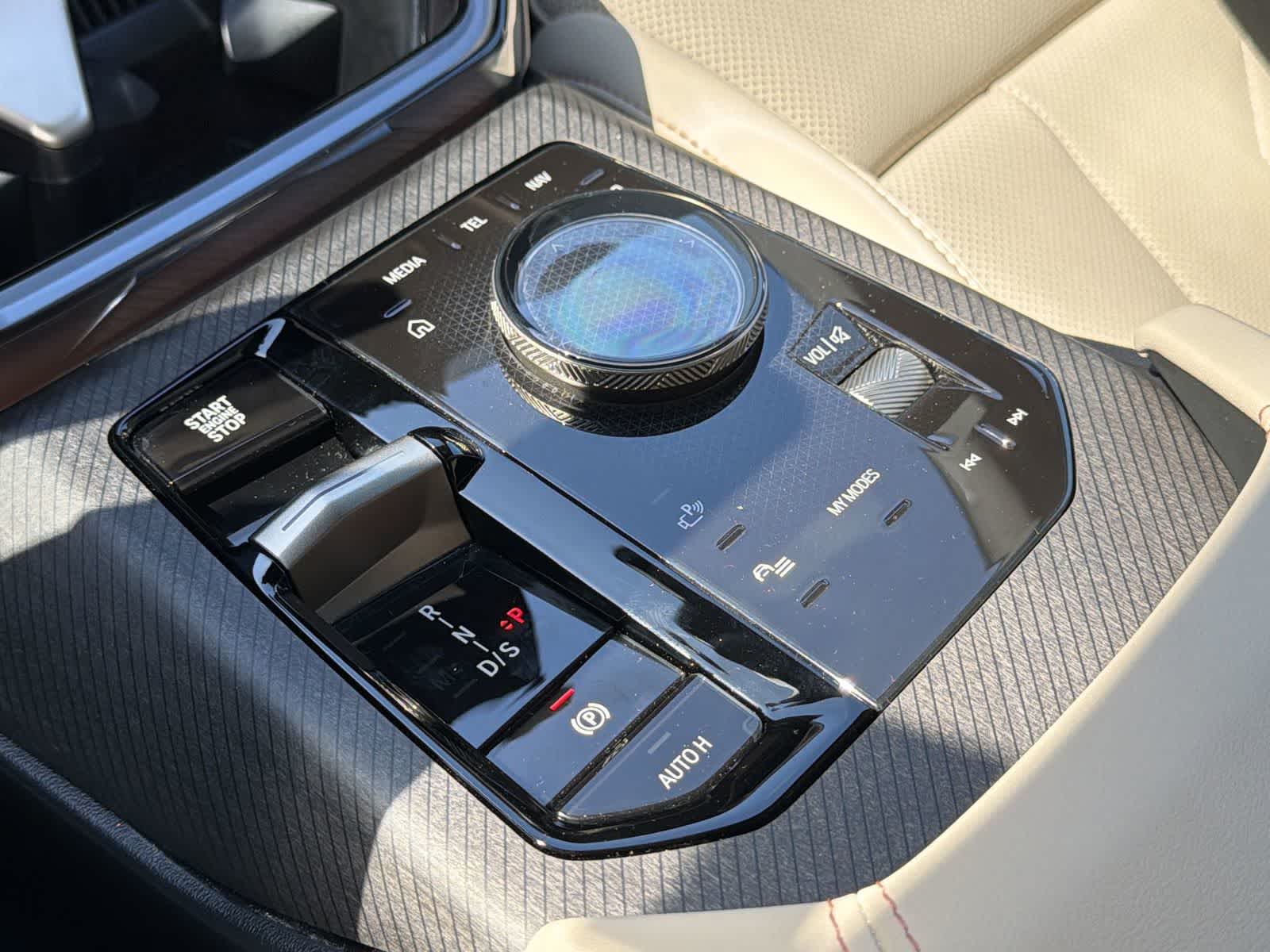 Thumbnail: 2025 BMW X3 - 25