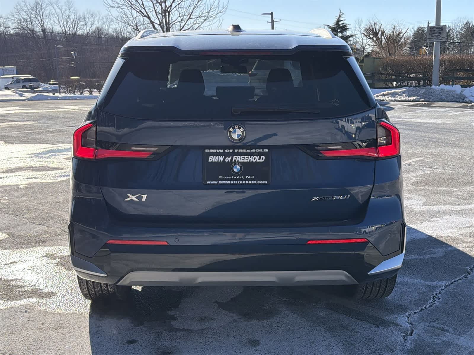 Thumbnail: 2025 BMW X1 - 13