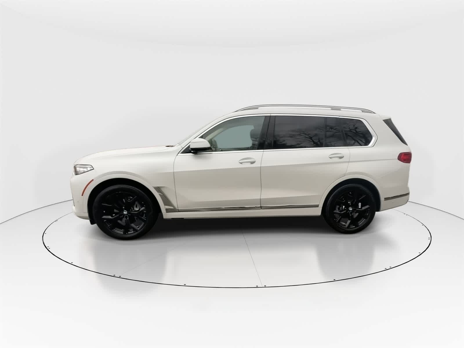 Thumbnail: 2022 BMW X7 - 6