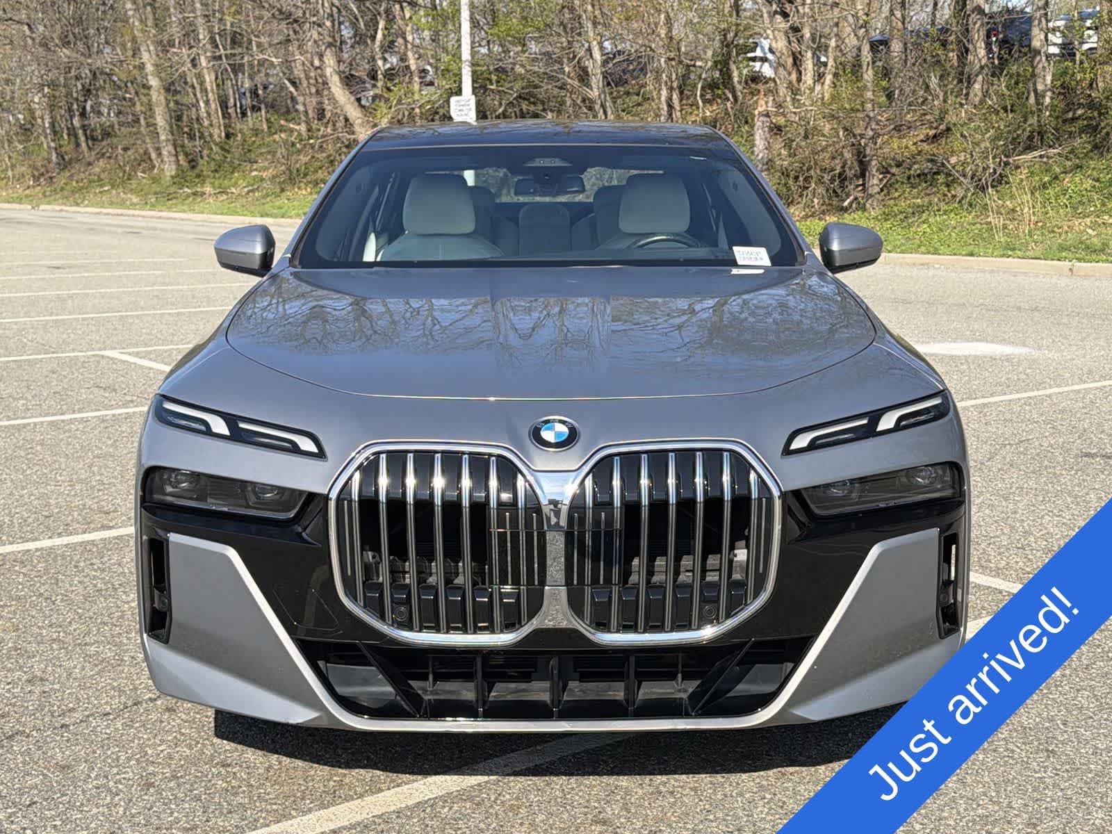 Thumbnail: 2023 BMW 7 Series - 14