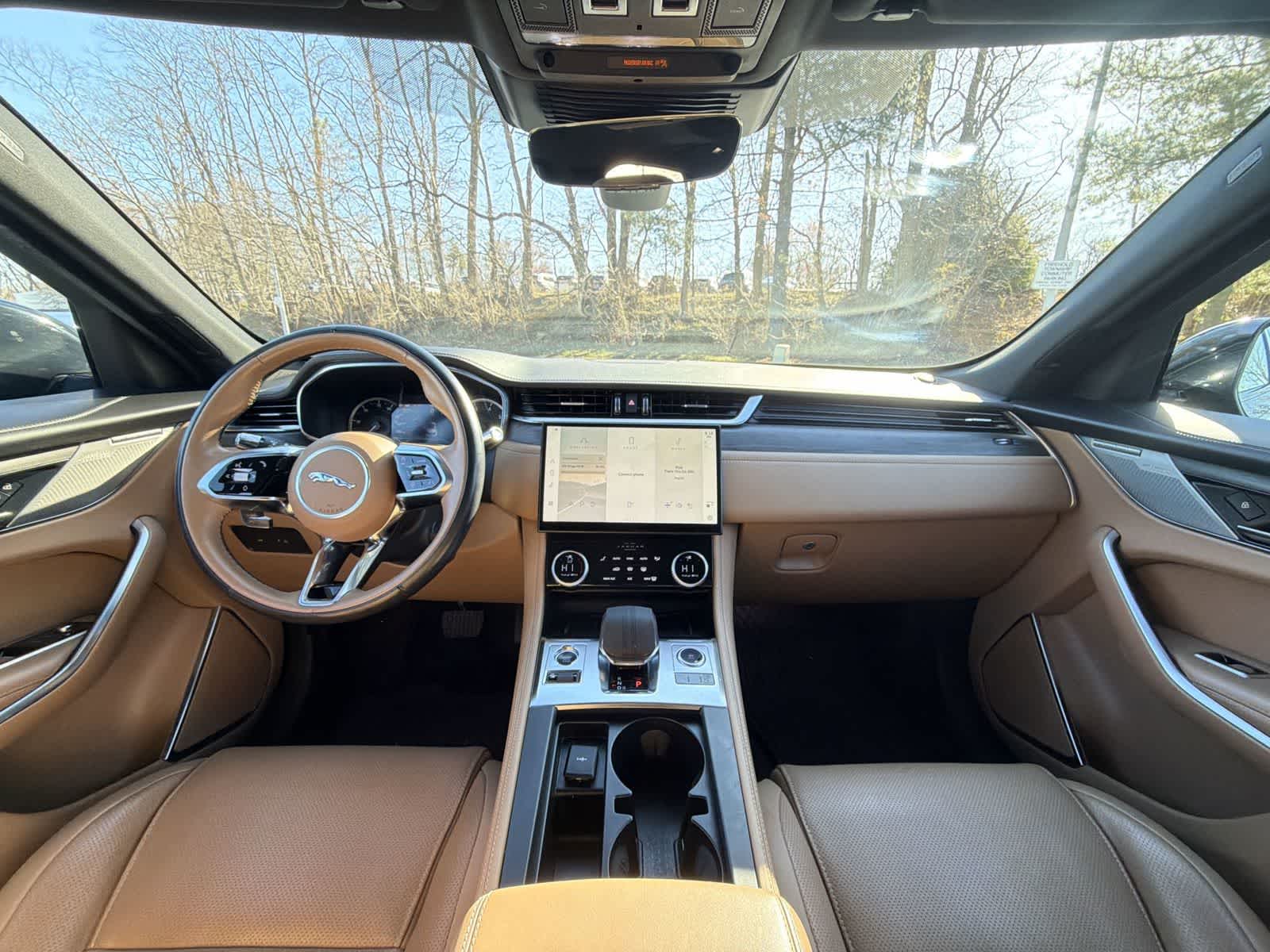 Thumbnail: 2022 Jaguar F-Pace - 18