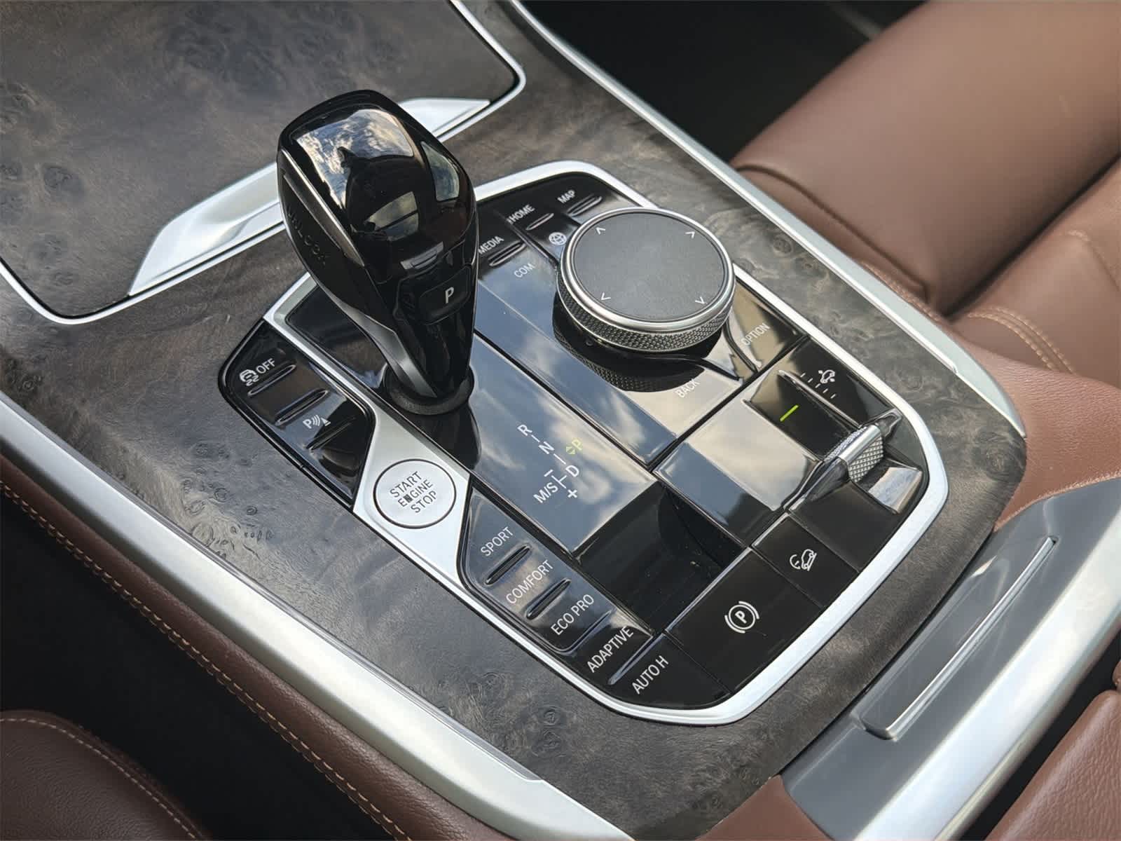 Thumbnail: 2022 BMW X7 - 25