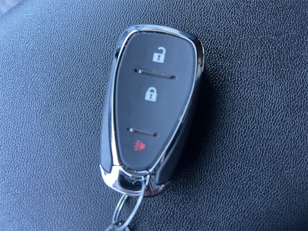 Thumbnail: 2021 Chevrolet Equinox - 28