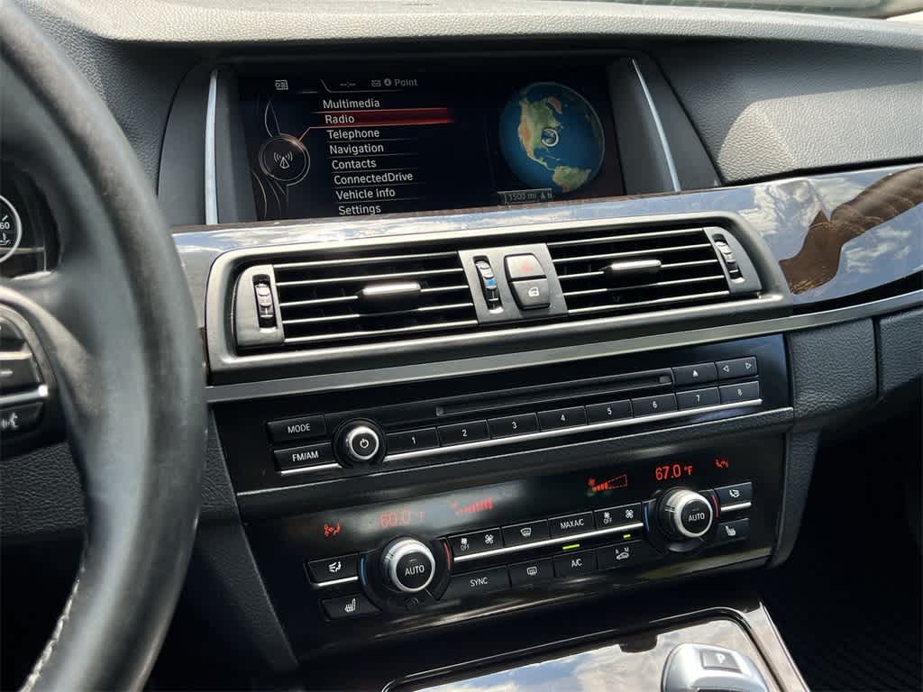 Thumbnail: 2015 BMW 5 Series - 24