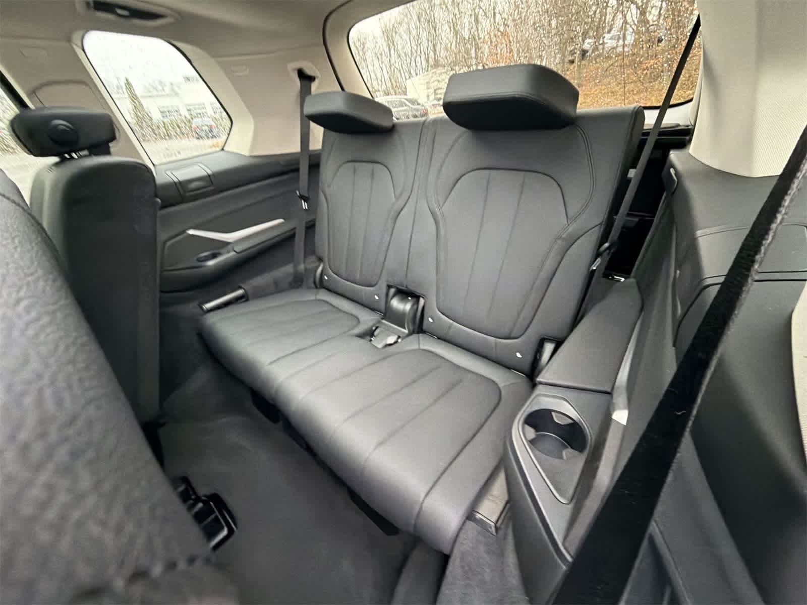 Thumbnail: 2021 BMW X7 - 30