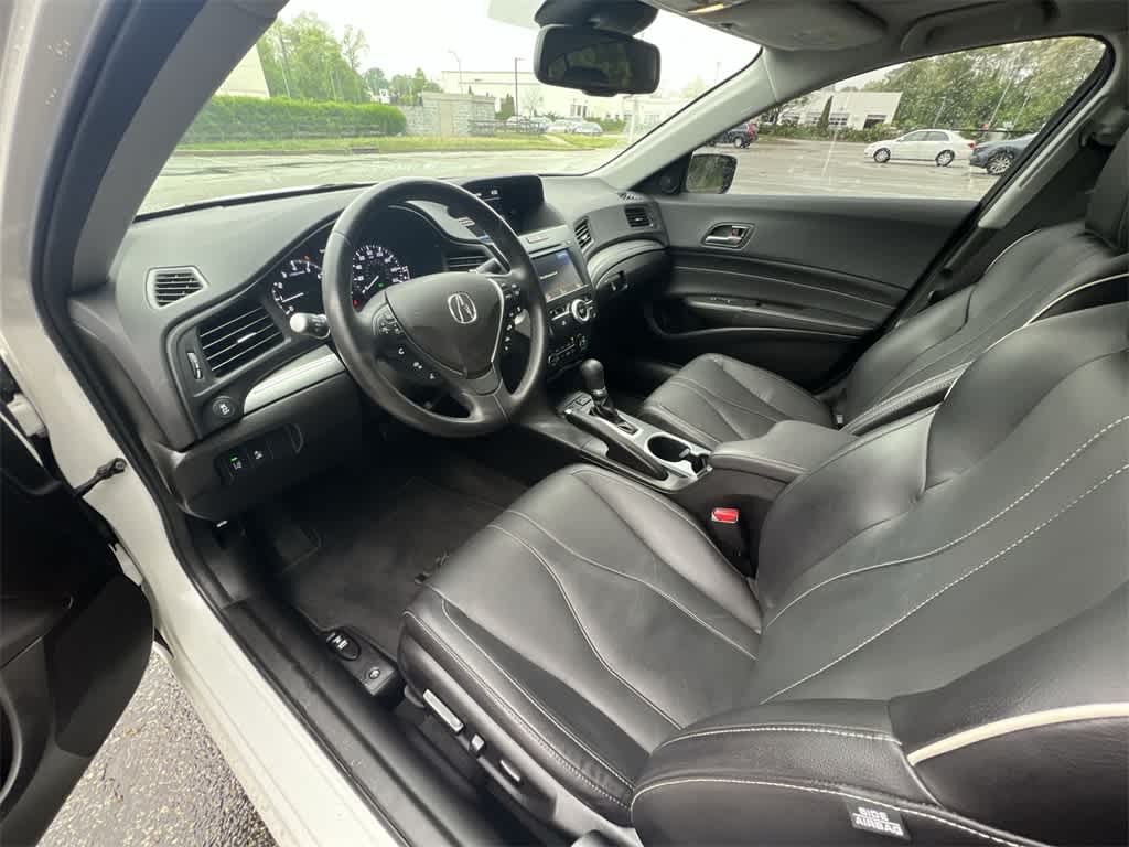 Thumbnail: 2020 Acura ILX - 10