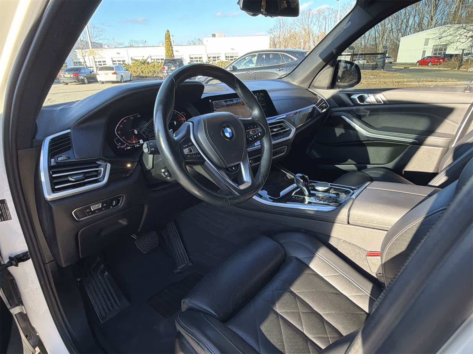 Thumbnail: 2023 BMW X5 - 10