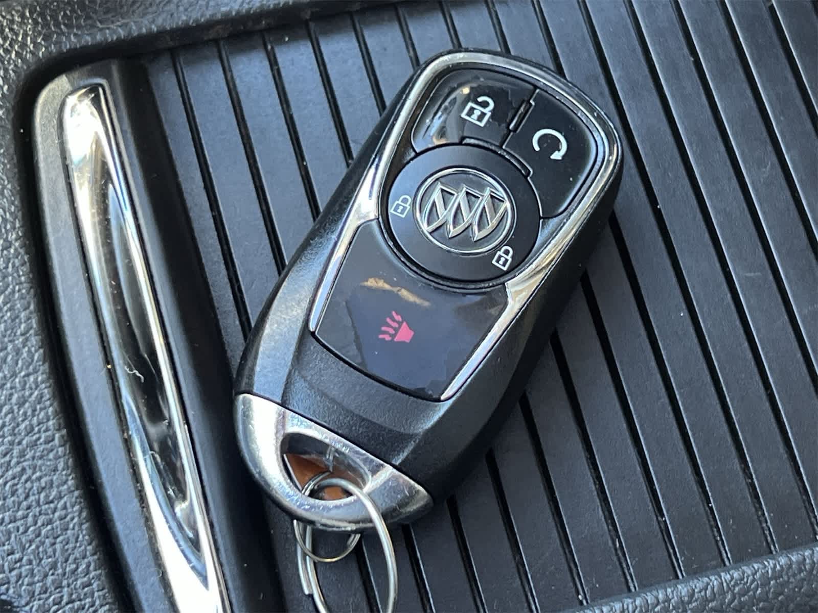 Thumbnail: 2017 Buick Encore - 28