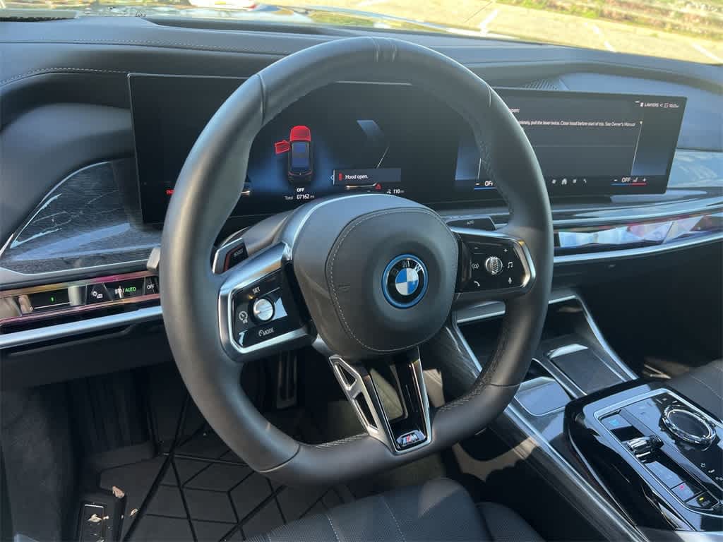 Thumbnail: 2025 BMW i7 - 23
