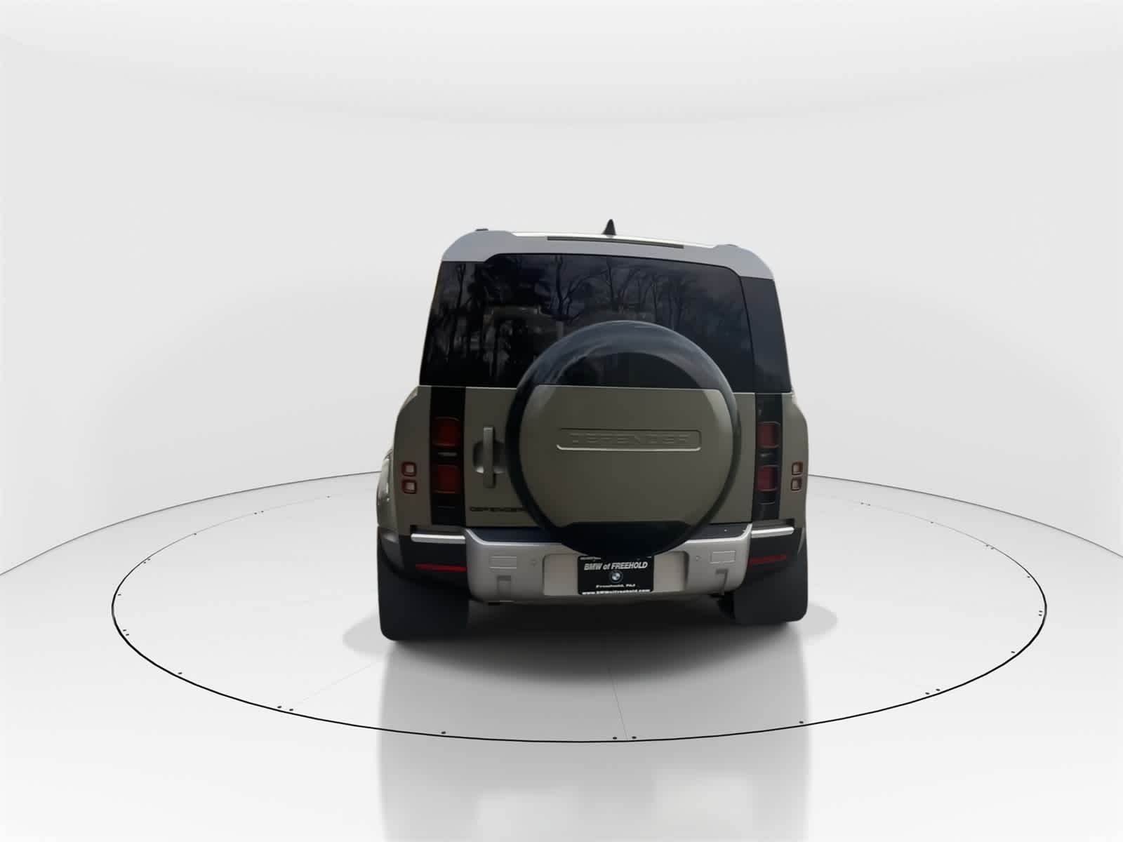 Thumbnail: 2024 Land Rover Defender - 8