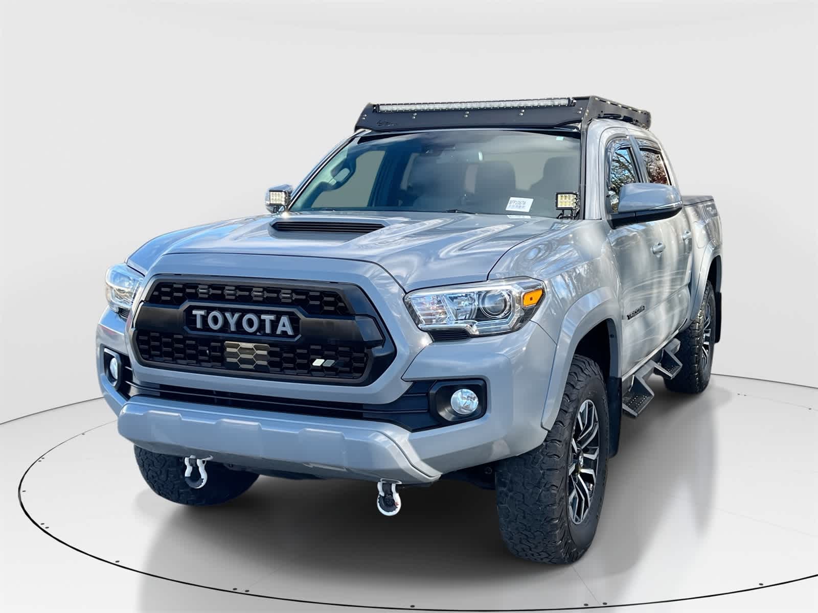 2020 Toyota Tacoma TRD Sport's photo
