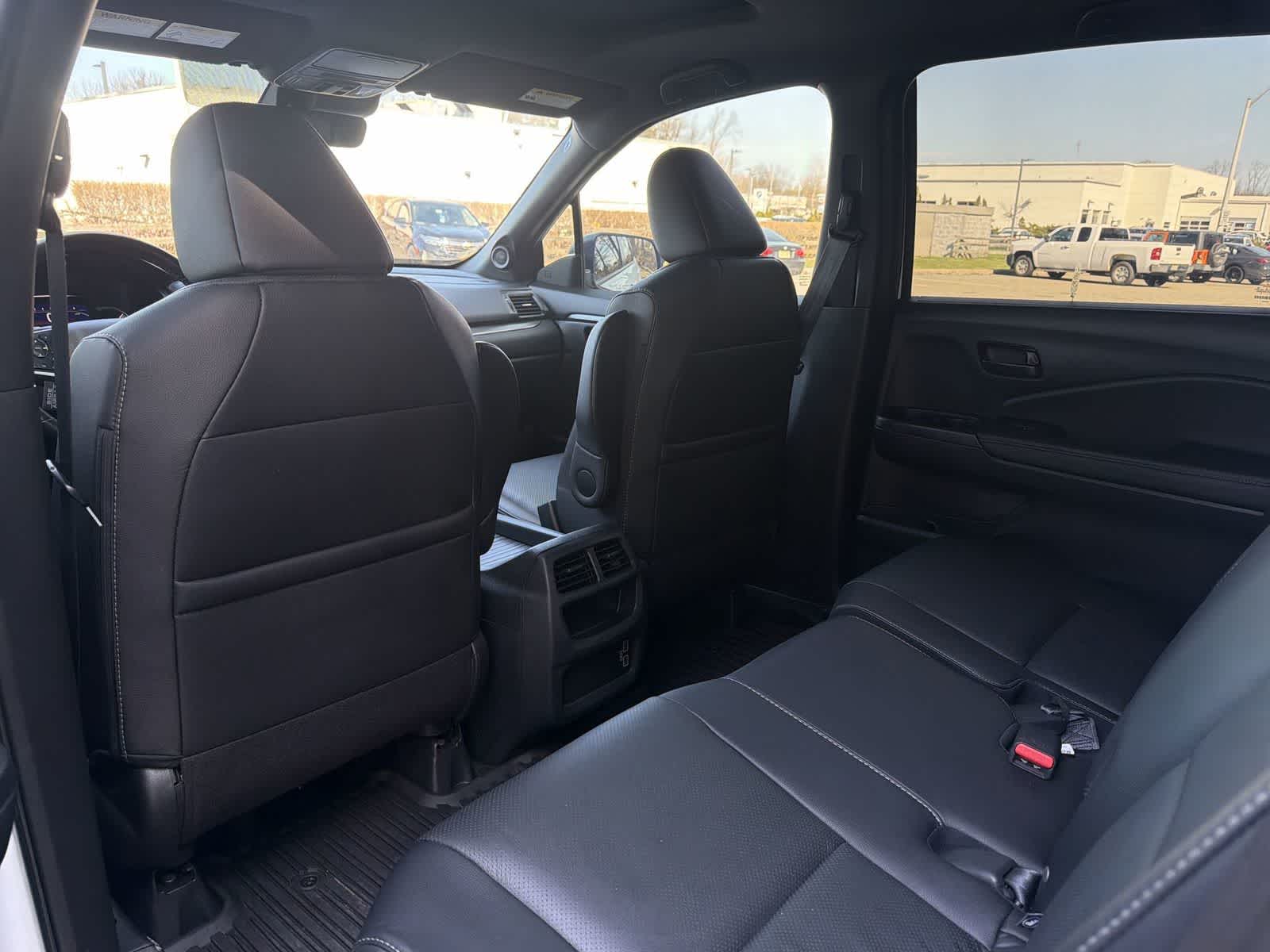 Thumbnail: 2022 Honda Passport - 20