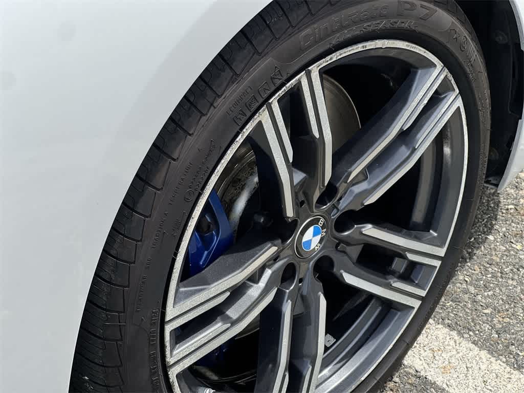 Thumbnail: 2022 BMW 8 Series - 26