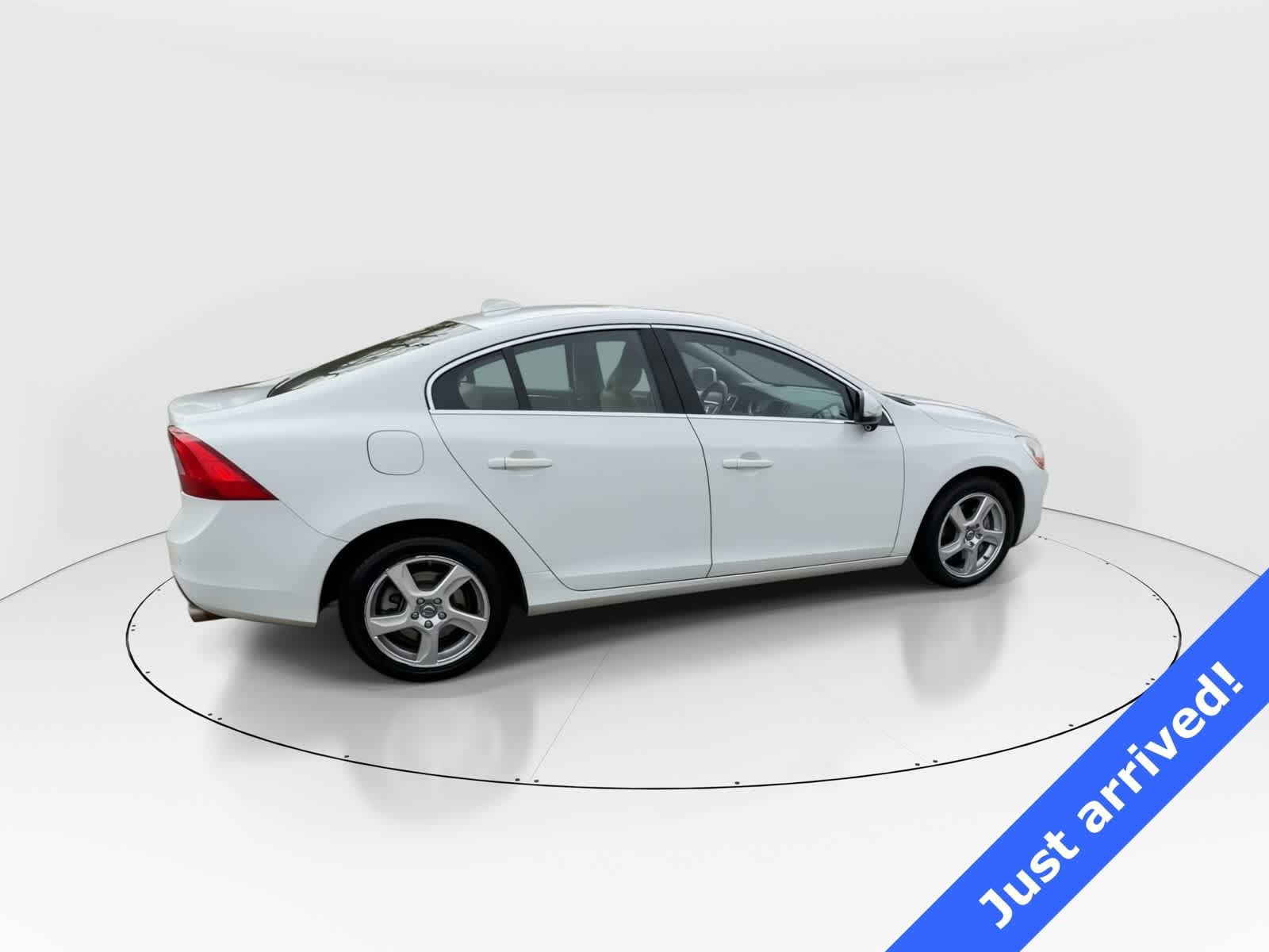 Thumbnail: 2013 Volvo S60 - 8