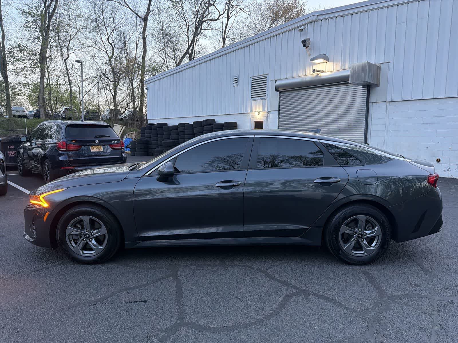 Thumbnail: 2022 Kia K5 - 11