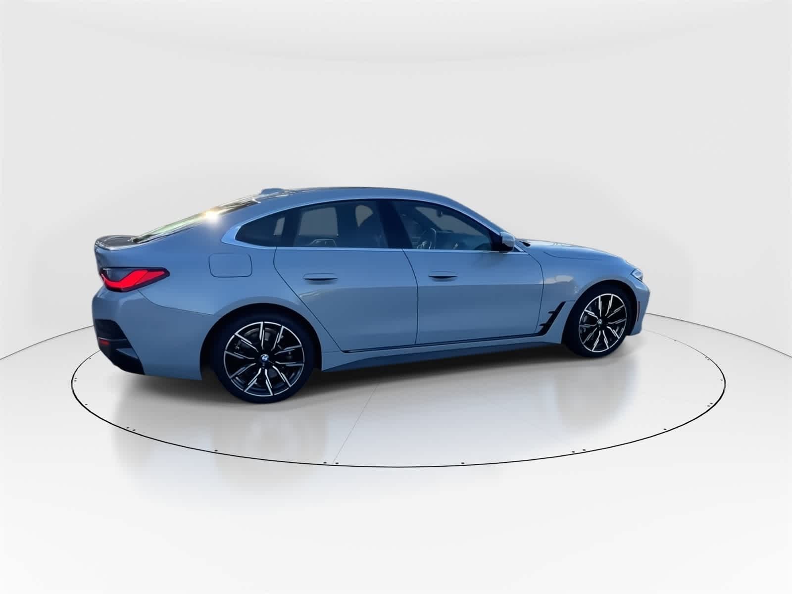 Thumbnail: 2023 BMW 4 Series - 2