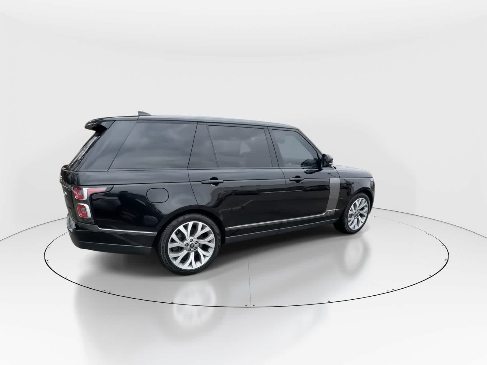 Thumbnail: 2018 Land Rover Range Rover - 9