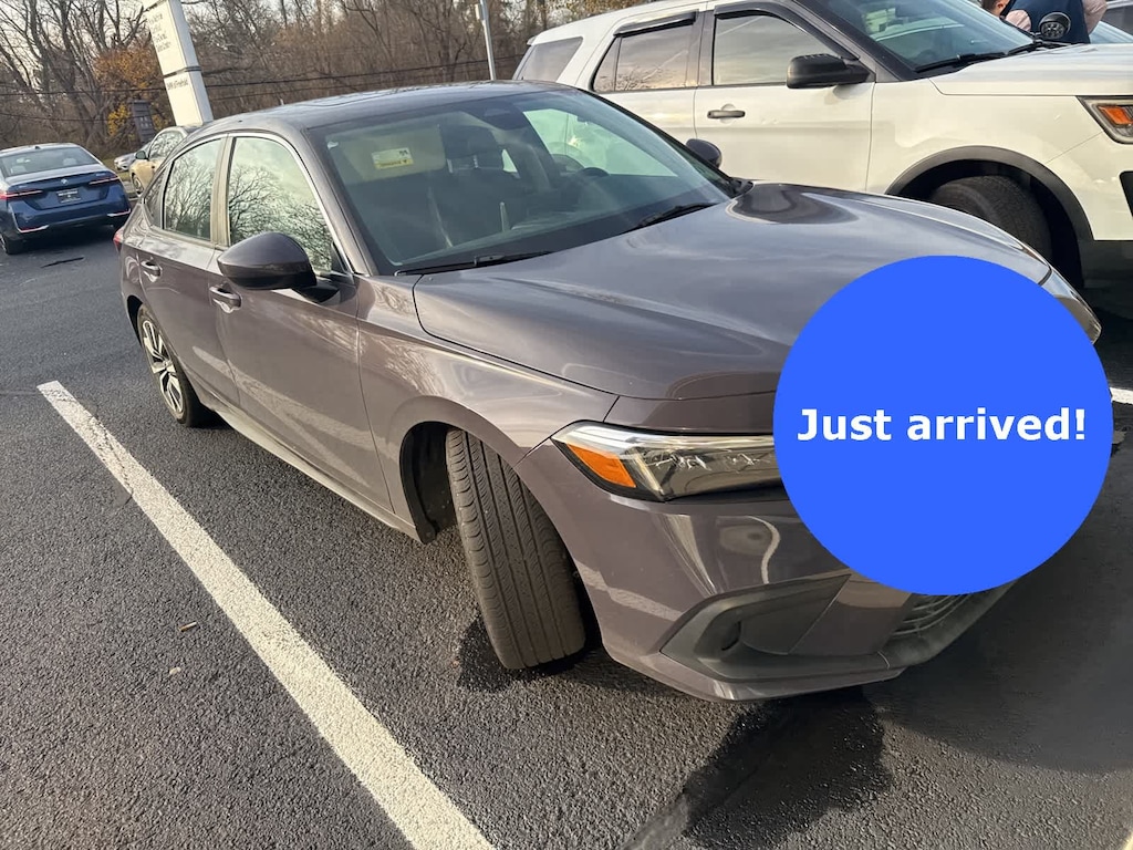 Used 2023 Honda Civic EX-L w/BSI Hatchback