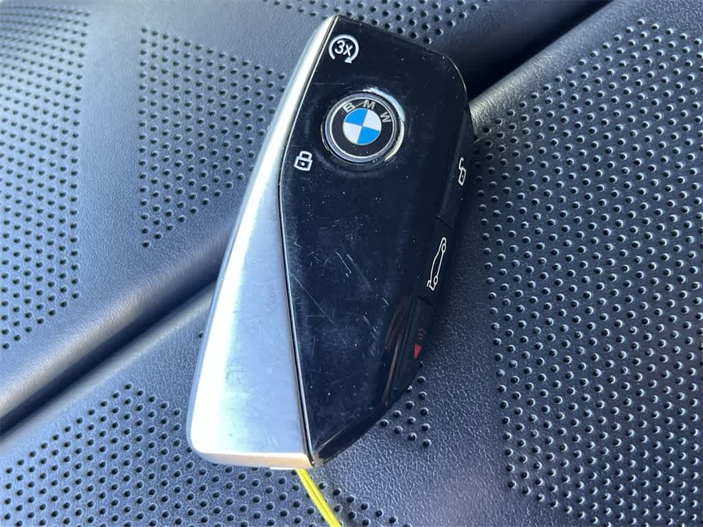 Thumbnail: 2023 BMW 7 Series - 28