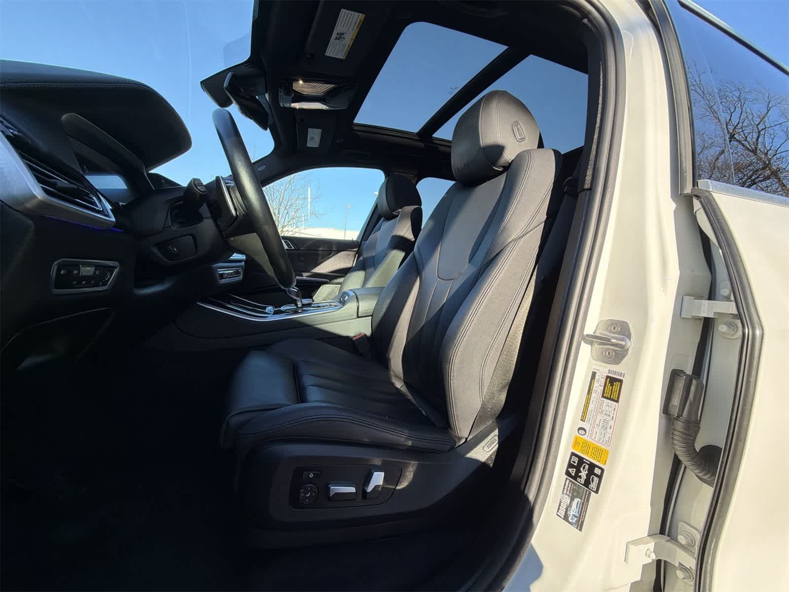 Thumbnail: 2020 BMW X5 - 19