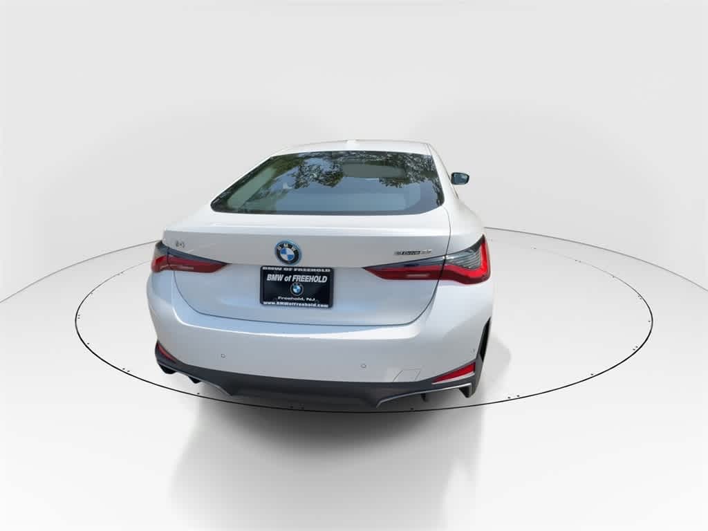 Thumbnail: 2023 BMW i4 - 7