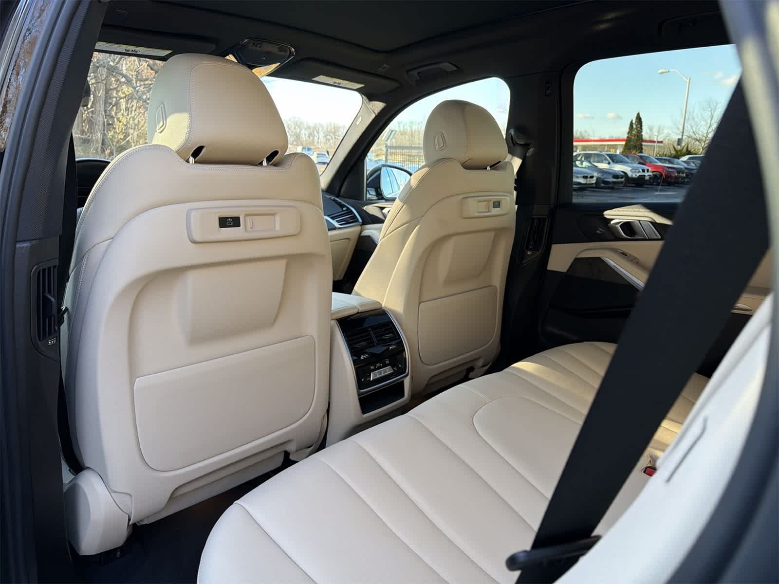 Thumbnail: 2022 BMW X5 - 20