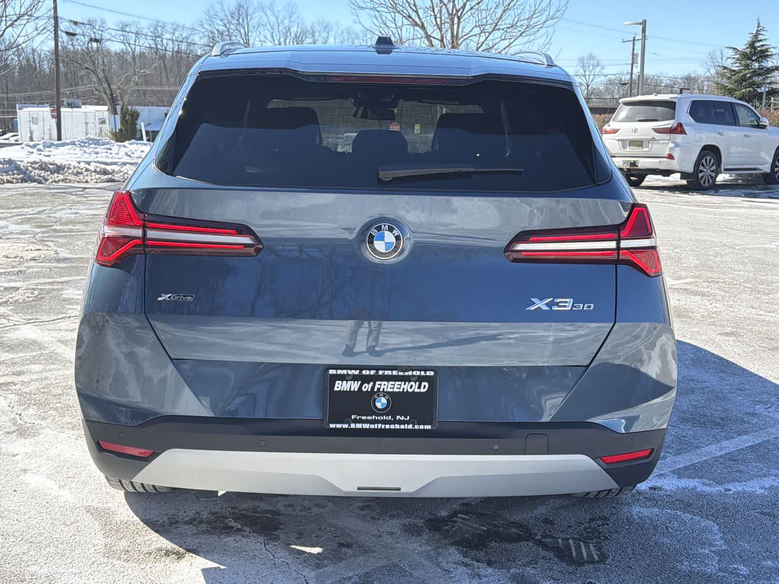 Thumbnail: 2025 BMW X3 - 13