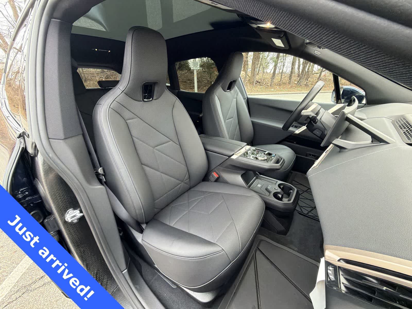 Thumbnail: 2026 BMW iX - 22