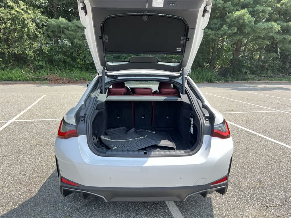 Thumbnail: 2023 BMW i4 - 27