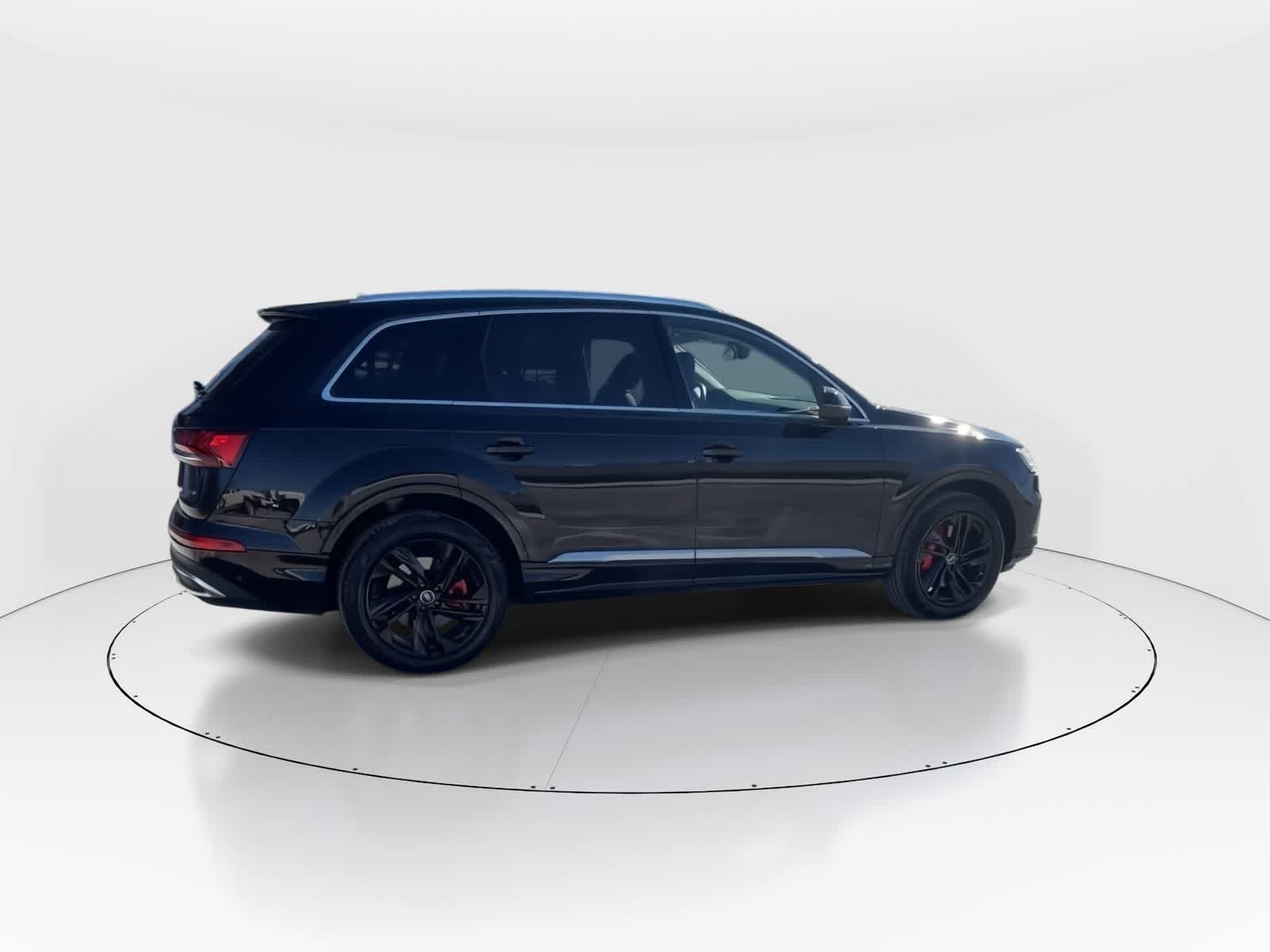 Thumbnail: 2022 Audi Q7 - 2