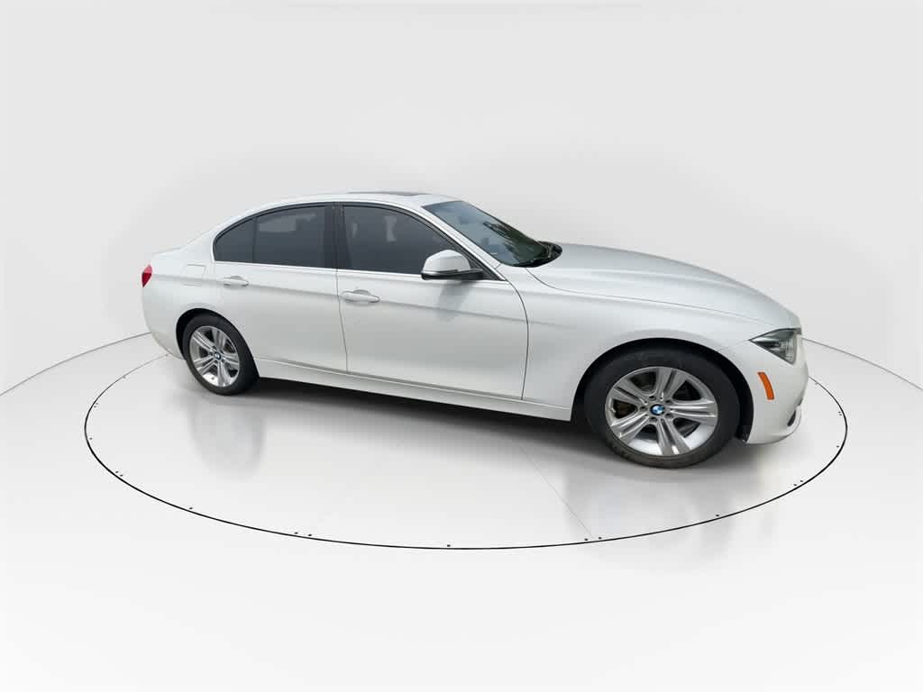 Used 2018 BMW 3 Series 330i with VIN WBA8D9G51JNU68169 for sale in Freehold, NJ