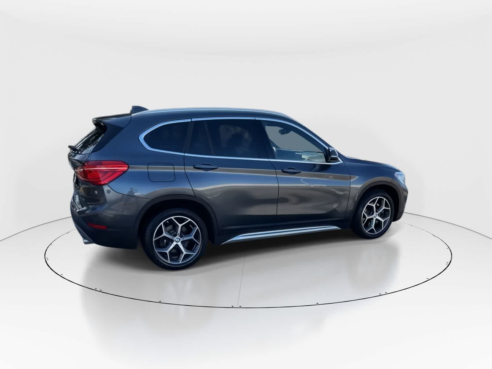 Thumbnail: 2019 BMW X1 - 8