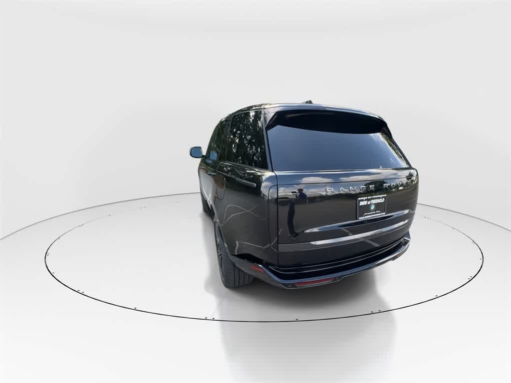 Thumbnail: 2025 Land Rover Range Rover - 7