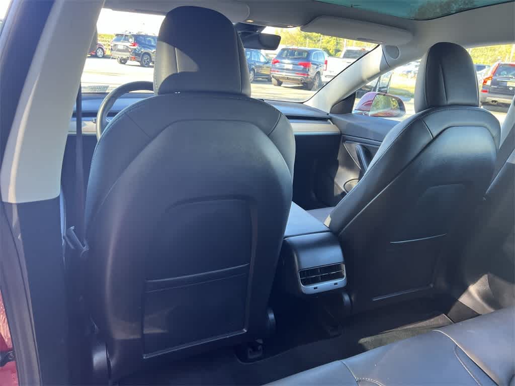 Thumbnail: 2019 Tesla Model 3 - 20