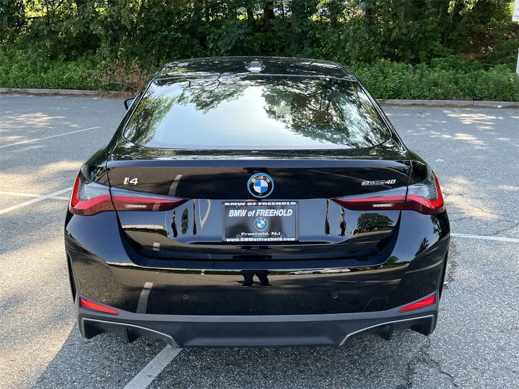 Thumbnail: 2023 BMW i4 - 13