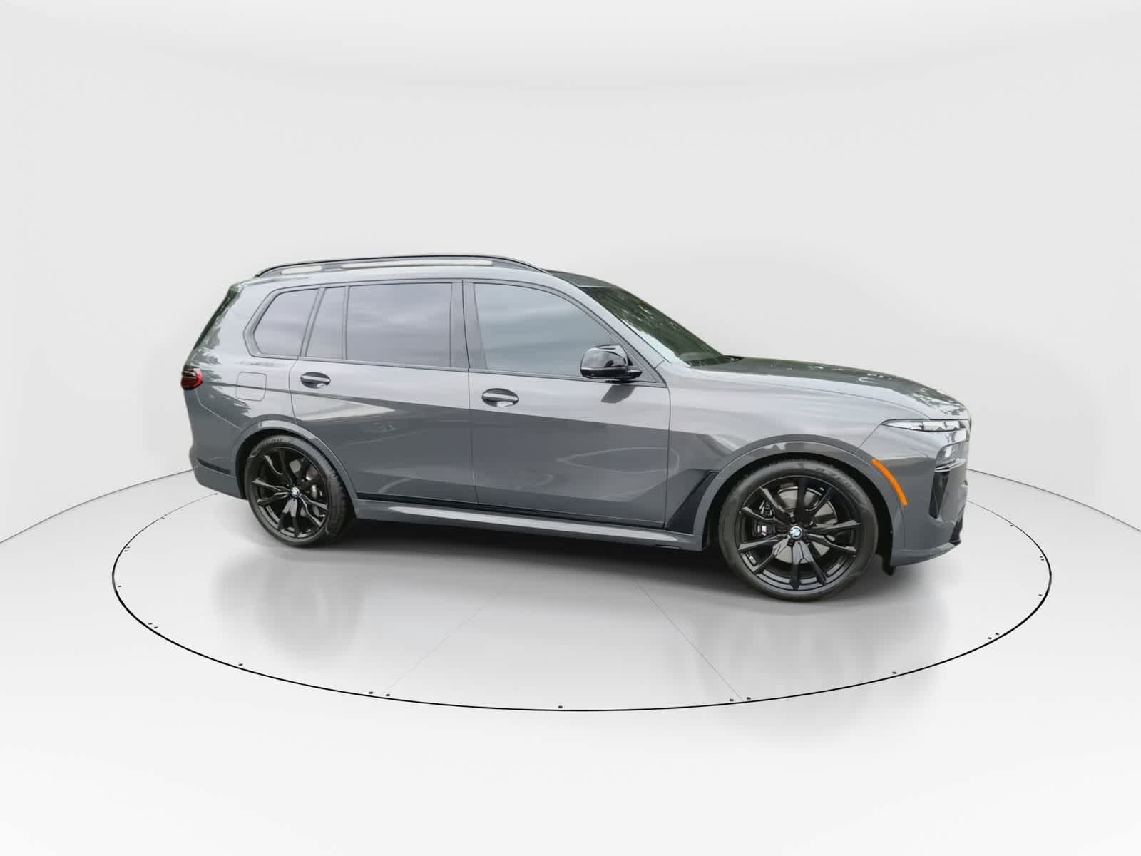 Thumbnail: 2025 BMW X7 - 8