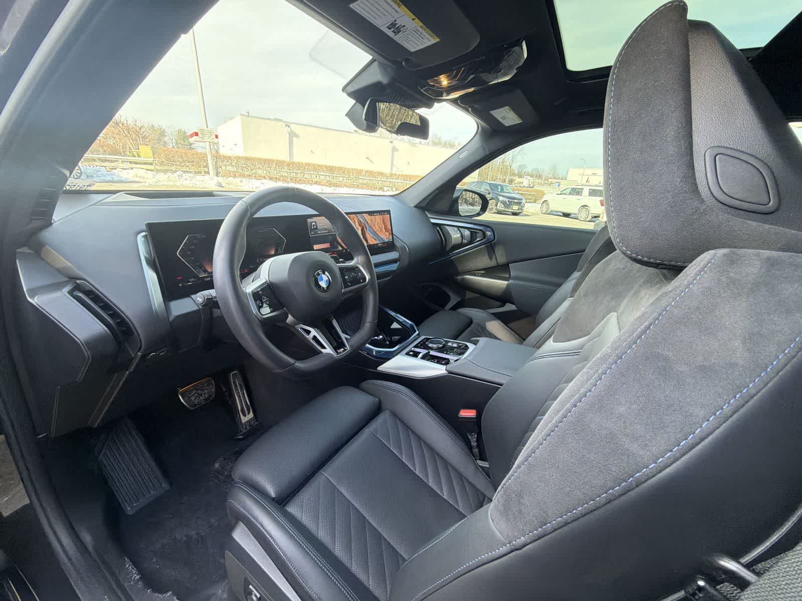 Thumbnail: 2025 BMW X3 - 10