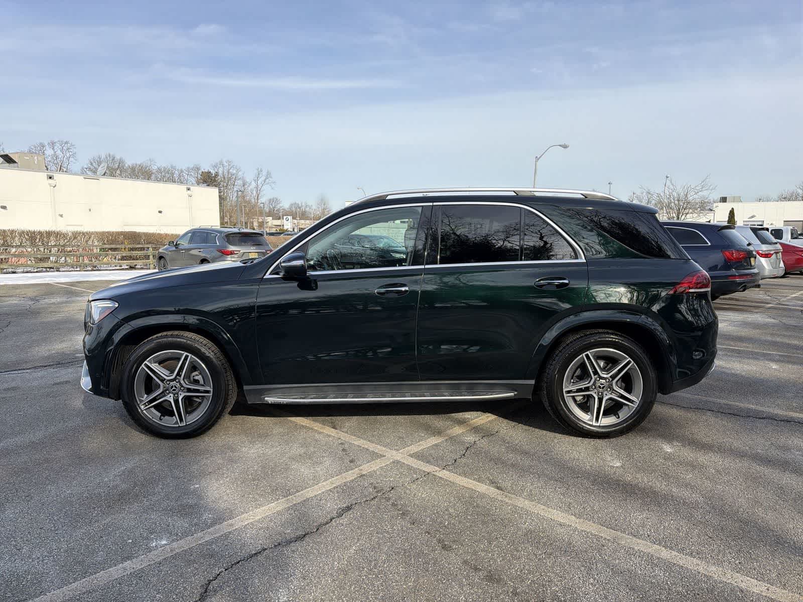 Thumbnail: 2023 Mercedes-Benz GLE - 11