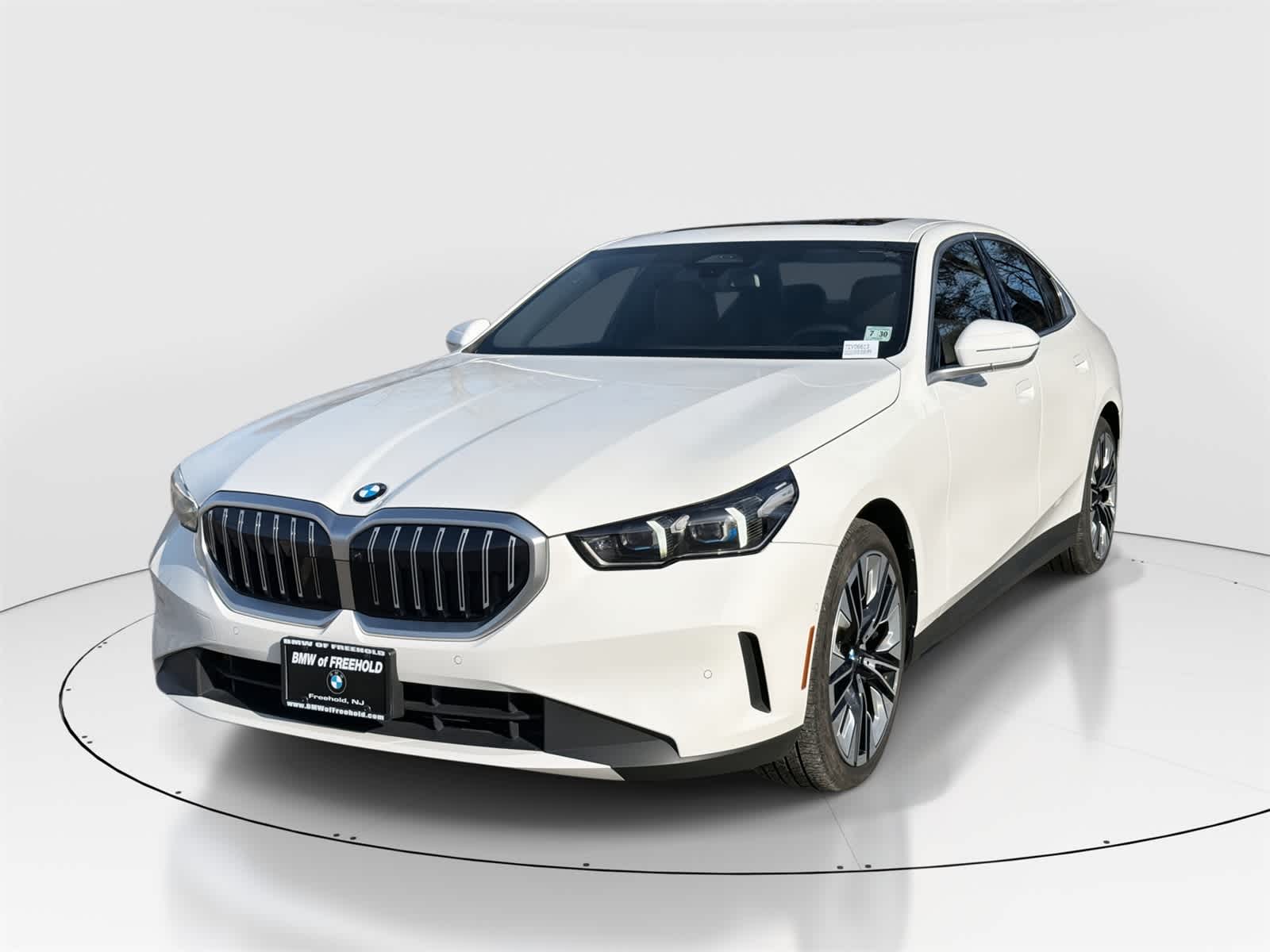 2026 BMW 5 Series 530i's photo