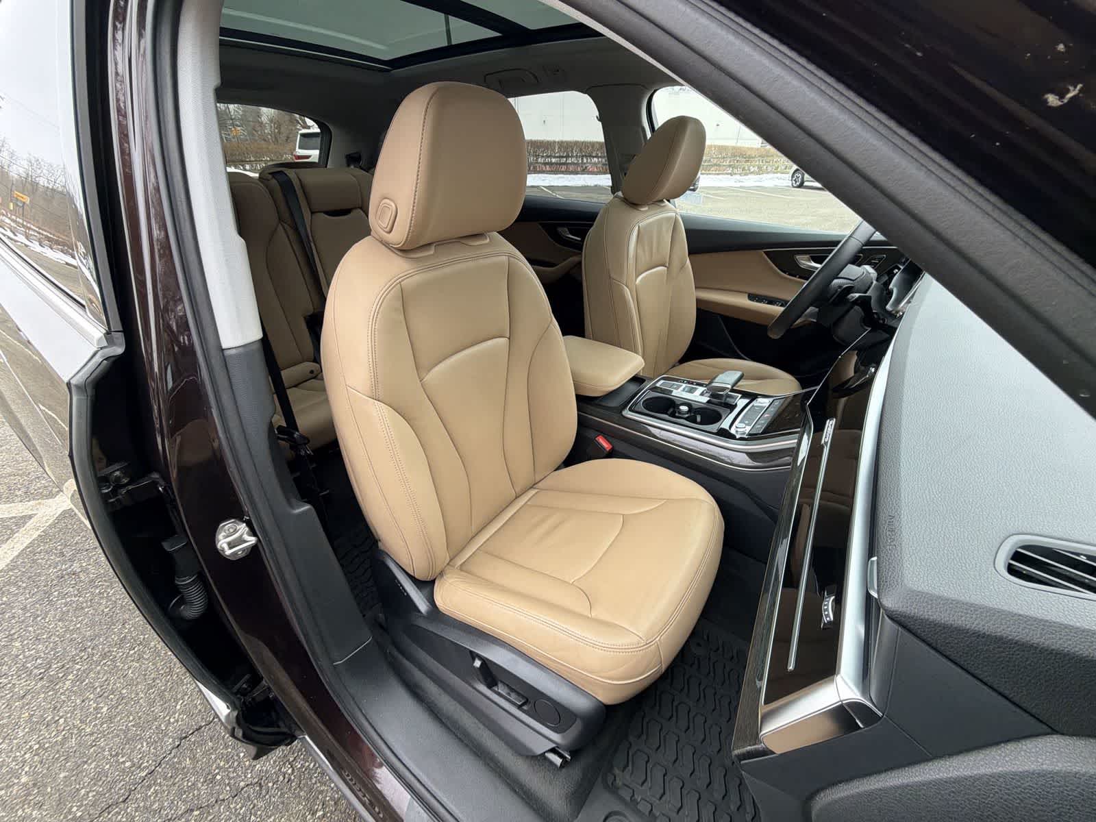 Thumbnail: 2020 Audi Q7 - 22