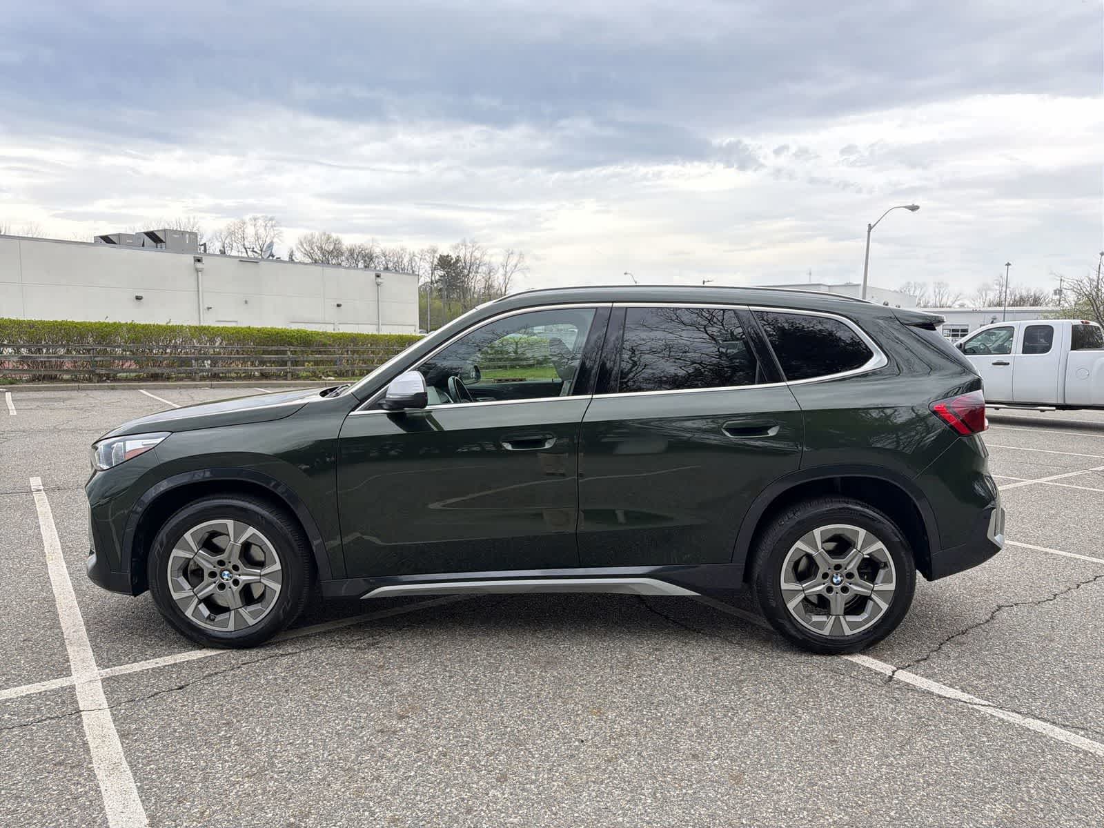 Thumbnail: 2023 BMW X1 - 11