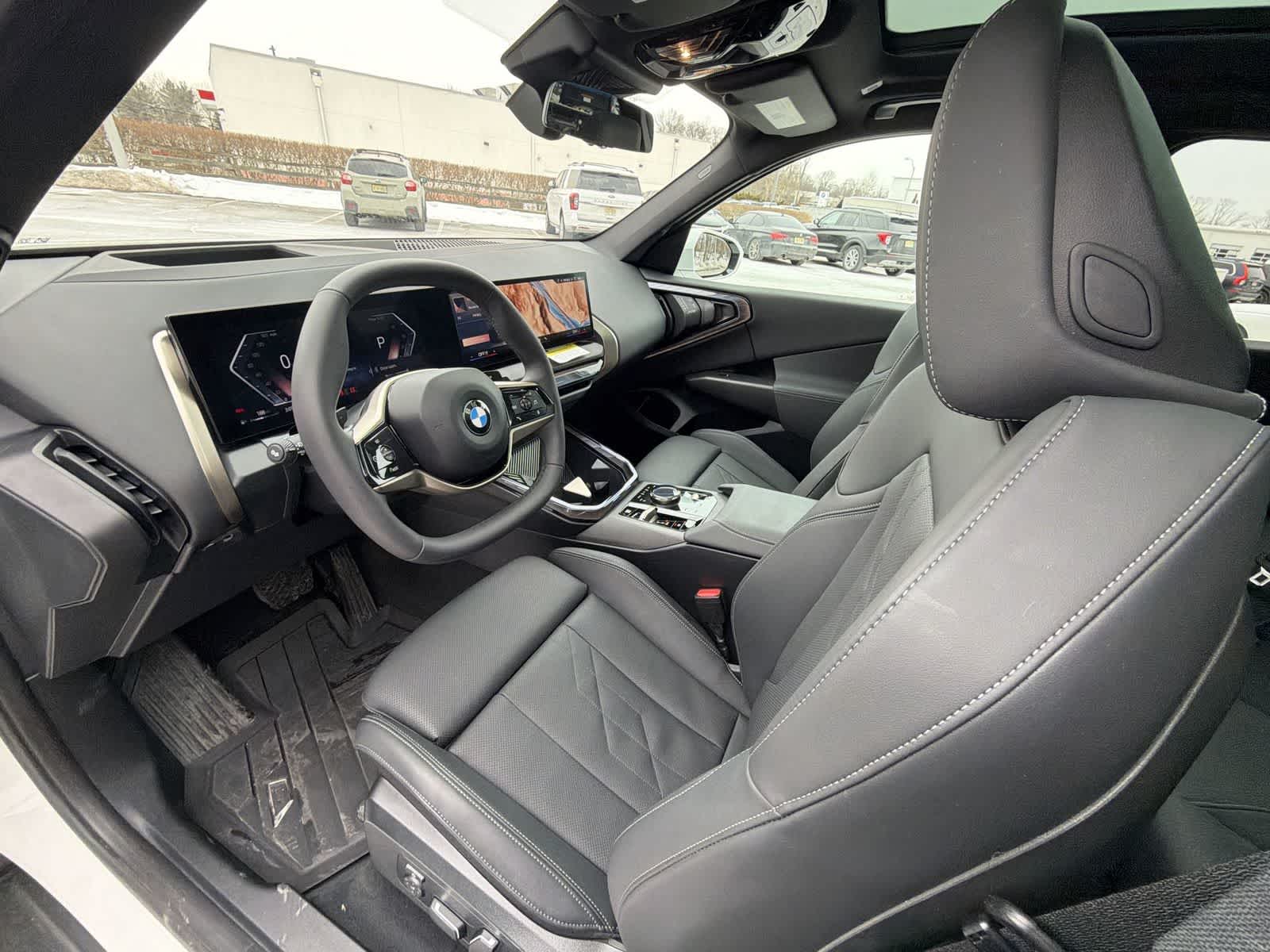 Thumbnail: 2025 BMW X3 - 10