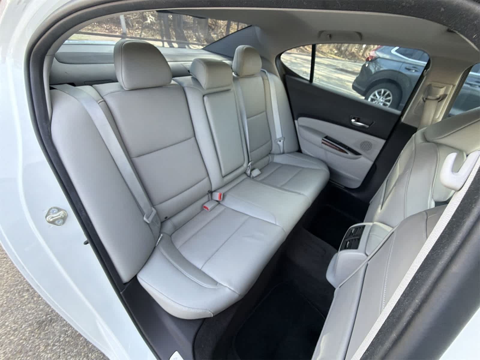 Thumbnail: 2017 Acura TLX - 21