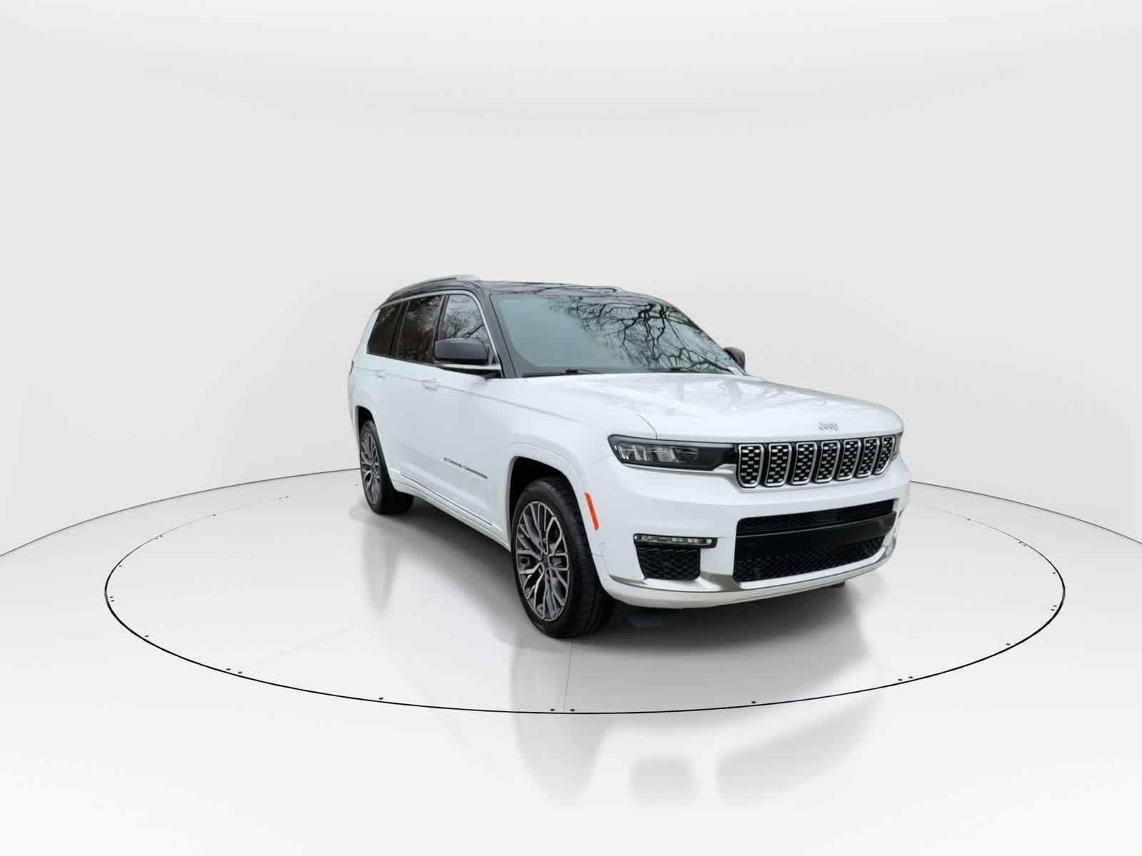 Thumbnail: 2022 Jeep Grand Cherokee - 2