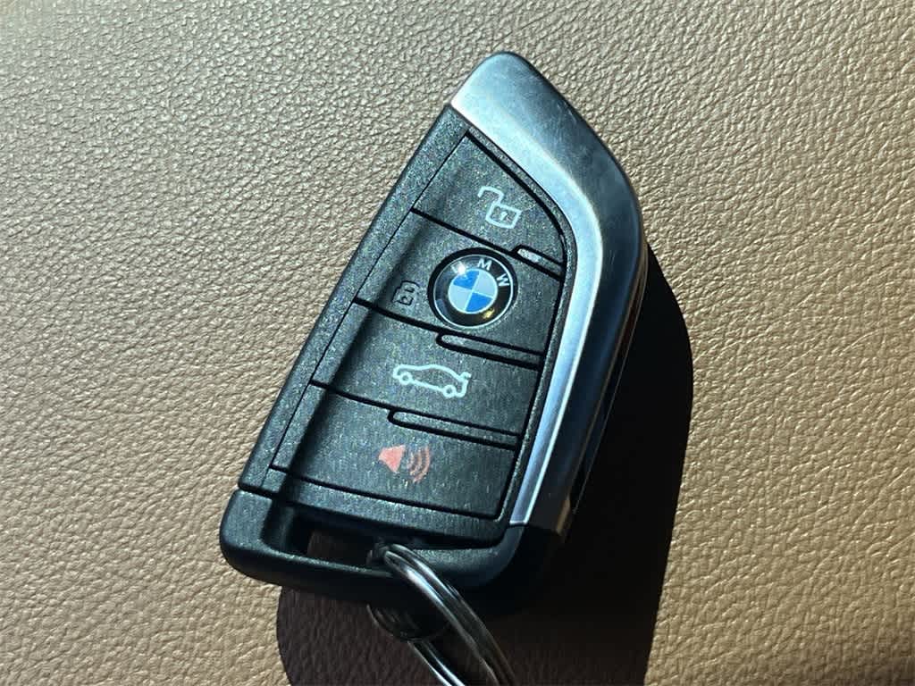 Thumbnail: 2023 BMW 3 Series - 28