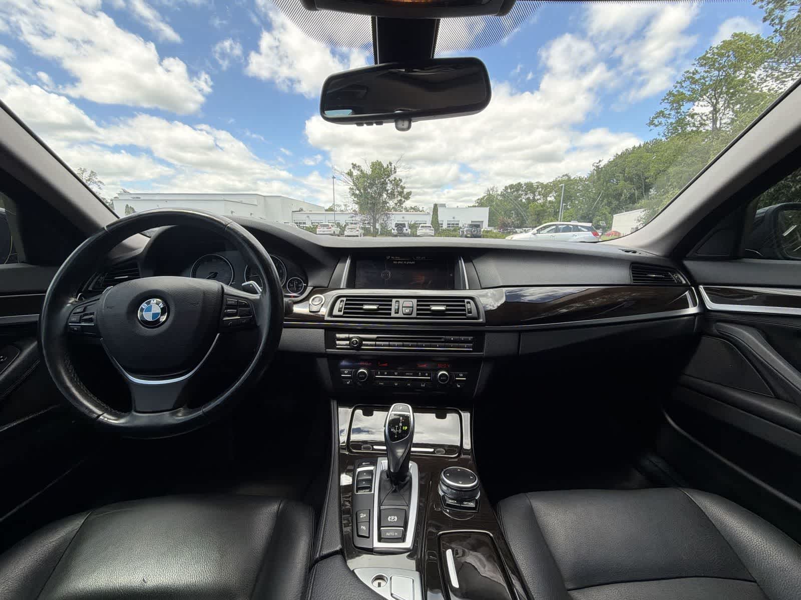 Thumbnail: 2016 BMW 5 Series - 18