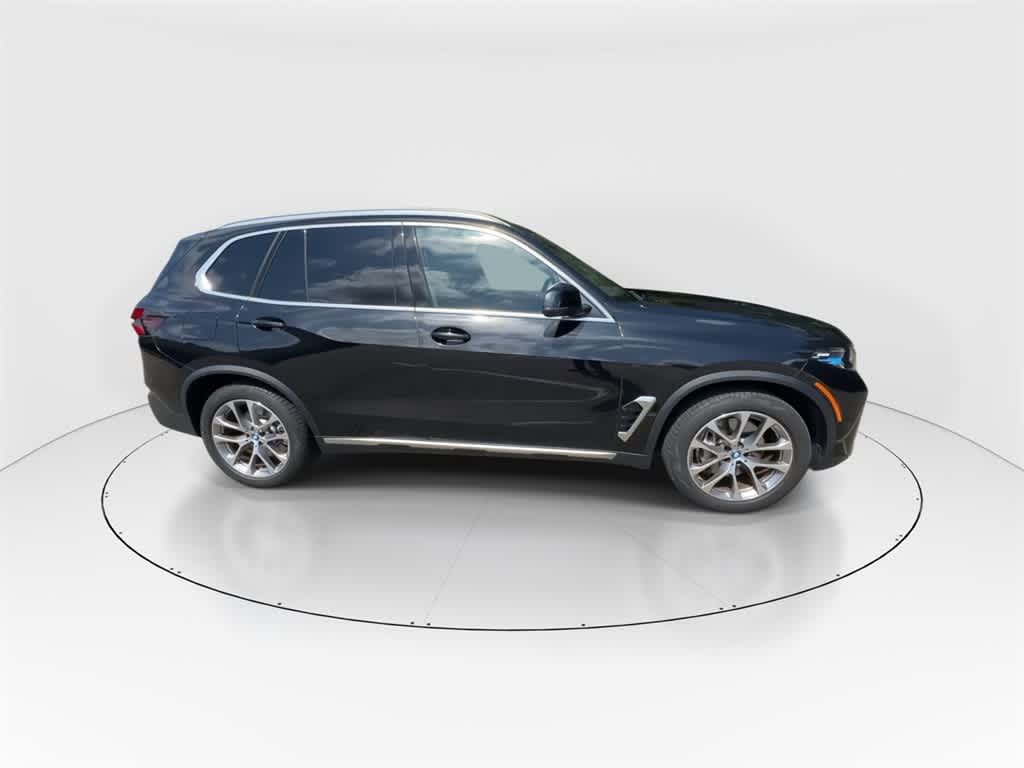 Thumbnail: 2025 BMW X5 - 9