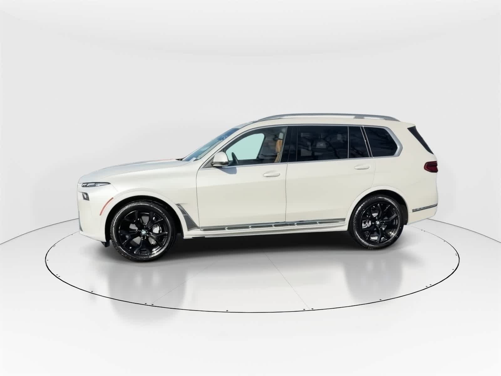 Thumbnail: 2026 BMW X7 - 6